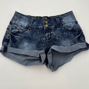 Shorts size 5